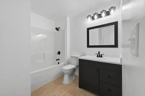 714 E Hawthorne Avenue E Saint Paul MN 55106