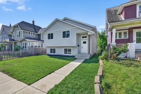 714 E Hawthorne Avenue E Saint Paul MN 55106