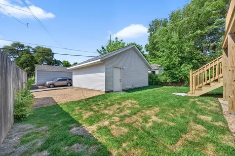 714 E Hawthorne Avenue E Saint Paul MN 55106