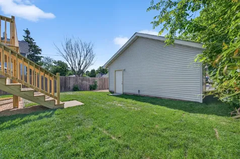 714 E Hawthorne Avenue E Saint Paul MN 55106