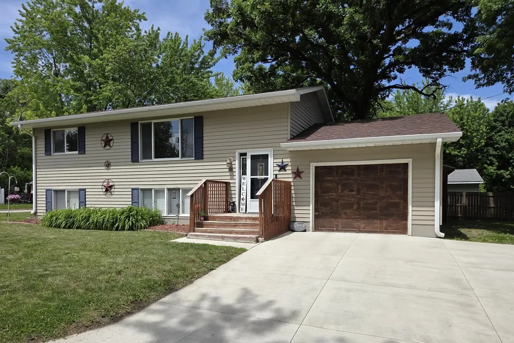 301 SE Fremont Street Brownsdale MN 55918
