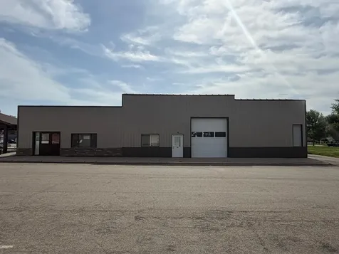 101 S Mckenzie Street Luverne MN 56156