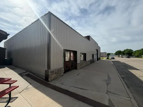 101 S Mckenzie Street Luverne MN 56156