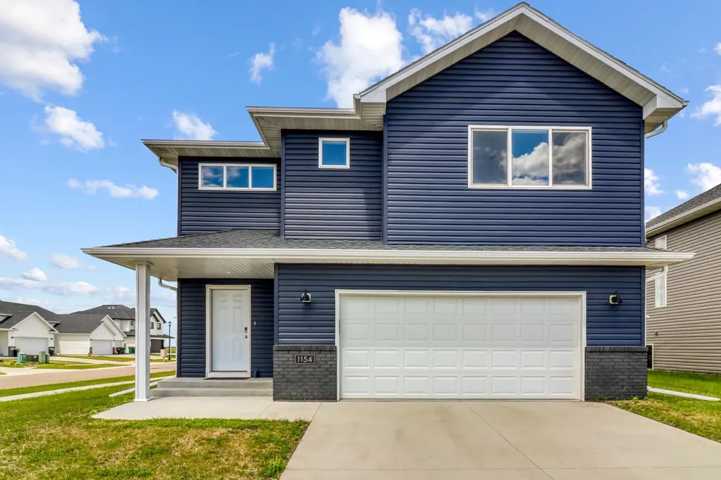 1154 60th Avenue W West Fargo ND 58078
