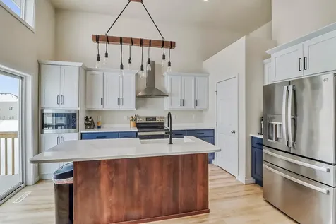 1154 60th Avenue W West Fargo ND 58078