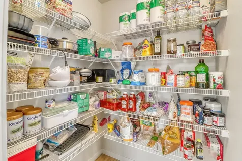 1154 60th Avenue W West Fargo ND 58078