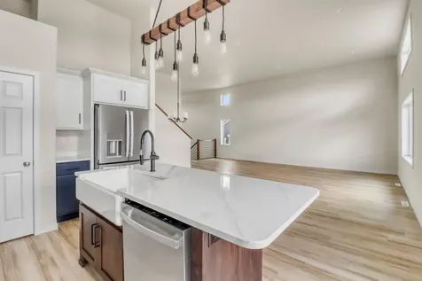 1154 60th Avenue W West Fargo ND 58078