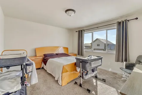 1154 60th Avenue W West Fargo ND 58078