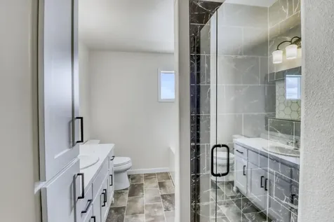 1154 60th Avenue W West Fargo ND 58078