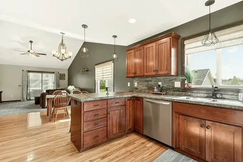 1983 Fieldstone Road SW Rochester MN 55902