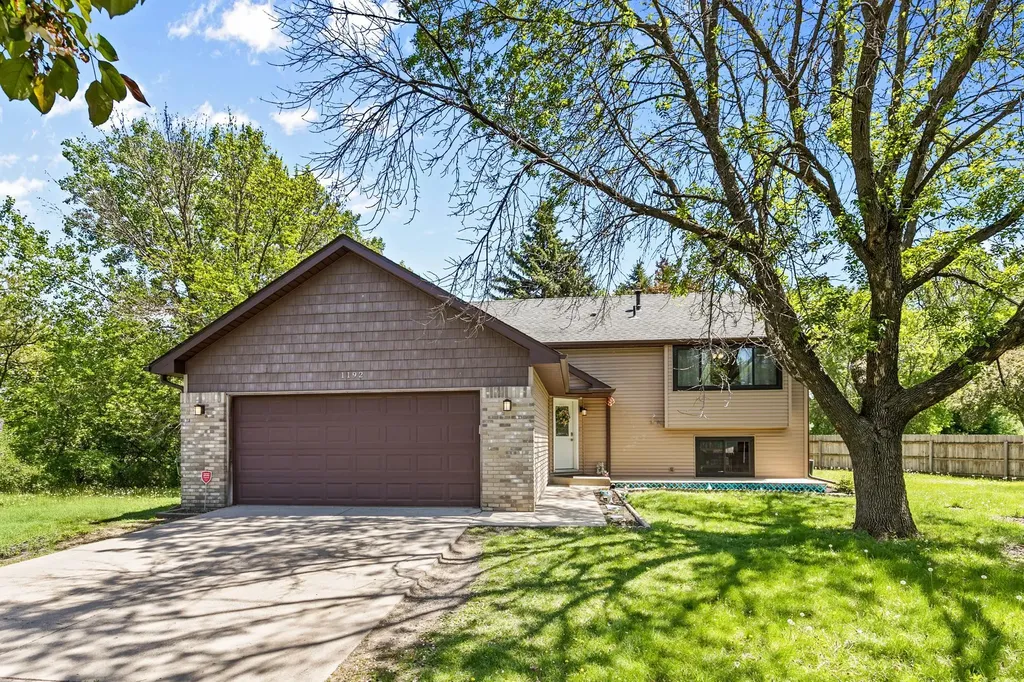 1192 97th Lane NE Blaine MN 55434