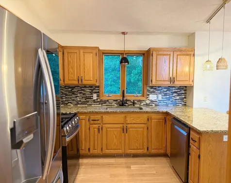 2533 Montana Avenue E Maplewood MN 55119