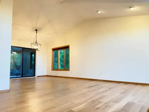 2533 Montana Avenue E Maplewood MN 55119