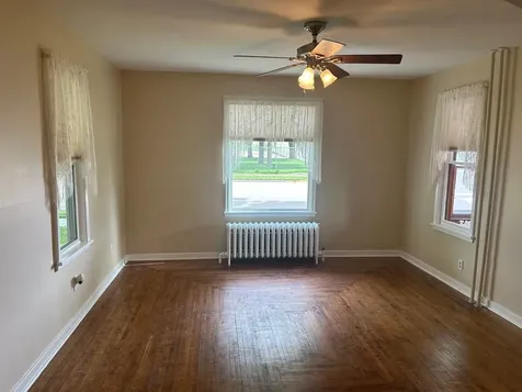 10 Park Street N Fairfax MN 55332