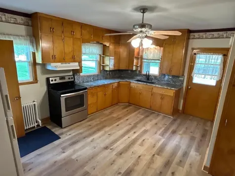 10 Park Street N Fairfax MN 55332