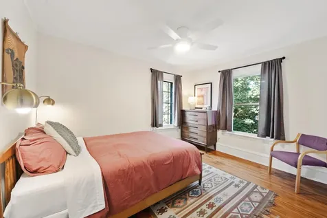 2645 Pleasant Avenue Minneapolis MN 55408
