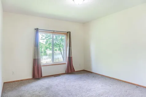 707 7th Street Chaska MN 55318