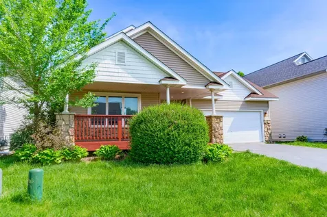 707 7th Street Chaska MN 55318