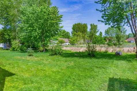 707 7th Street Chaska MN 55318