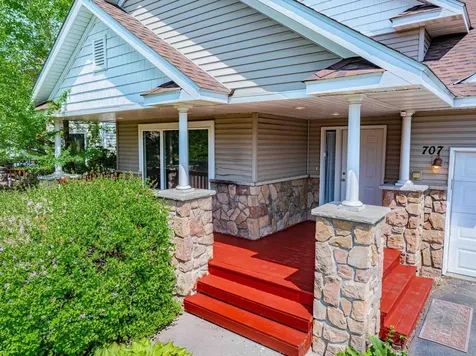707 7th Street Chaska MN 55318