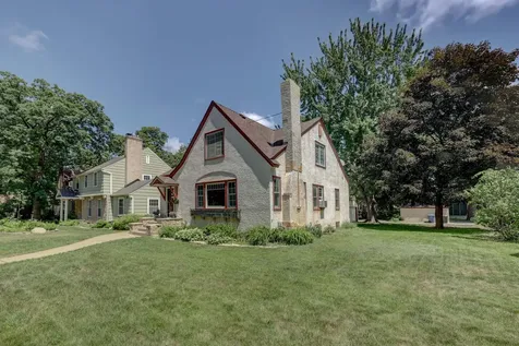 4020 Washburn Avenue N Minneapolis MN 55412