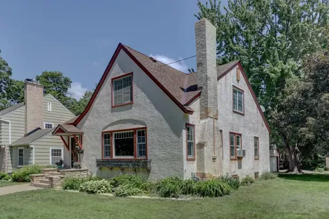 4020 Washburn Avenue N Minneapolis MN 55412