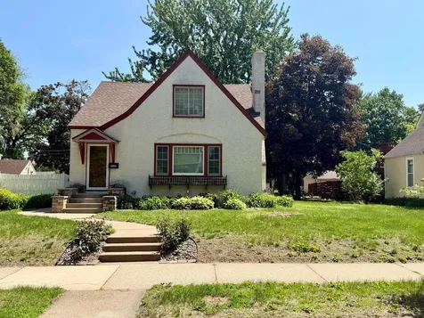 4020 Washburn Avenue N Minneapolis MN 55412