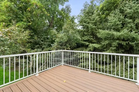 1680 Oakbrooke Court Eagan MN 55122
