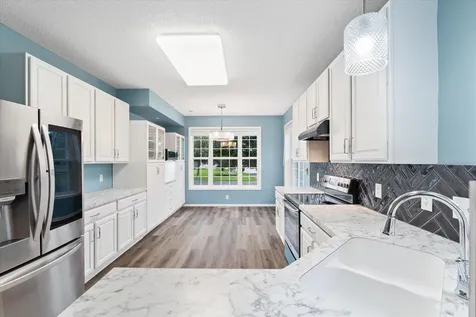 1680 Oakbrooke Court Eagan MN 55122
