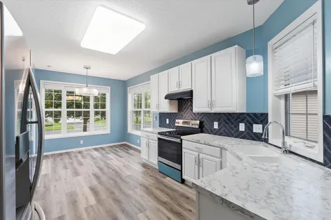 1680 Oakbrooke Court Eagan MN 55122