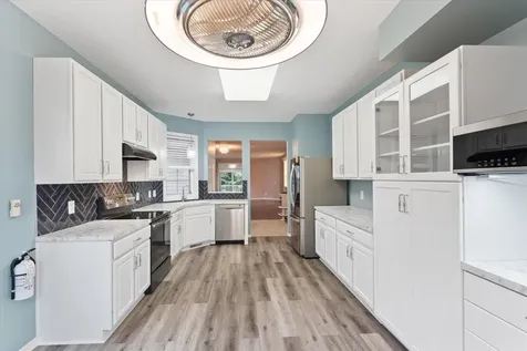 1680 Oakbrooke Court Eagan MN 55122