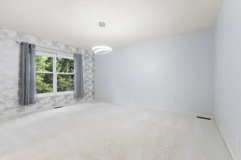 1680 Oakbrooke Court Eagan MN 55122