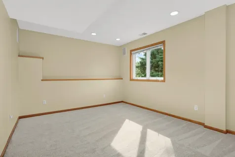 705 Granite Drive Eagan MN 55123