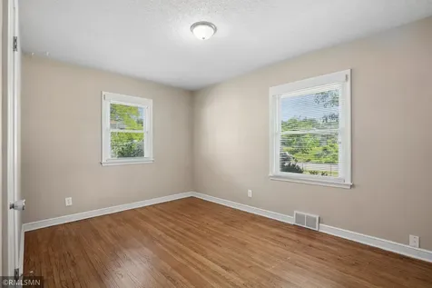 5101 Sheridan Avenue N Minneapolis MN 55430