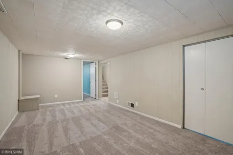 5101 Sheridan Avenue N Minneapolis MN 55430