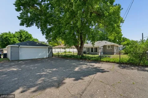 5101 Sheridan Avenue N Minneapolis MN 55430