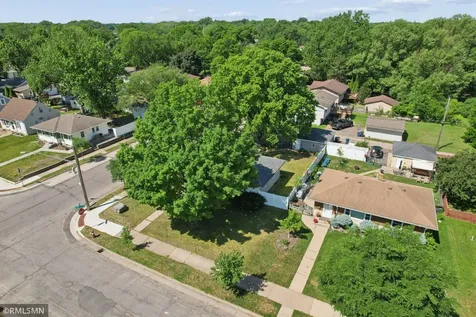 5101 Sheridan Avenue N Minneapolis MN 55430