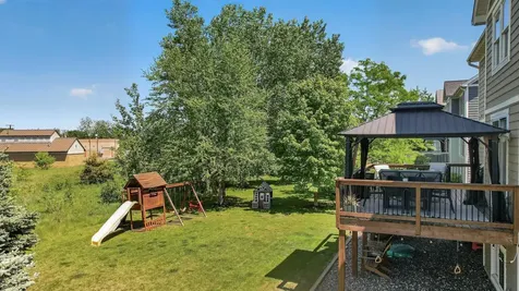 998 Inspiration Parkway N Bayport MN 55003