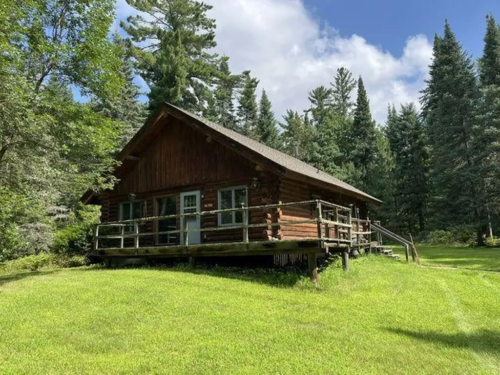 37276 N. Courage Dr. (lot 12) Lake George MN 56458