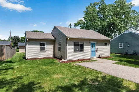 419 7th Avenue W Shakopee MN 55379