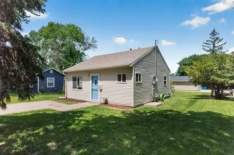 419 7th Avenue W Shakopee MN 55379