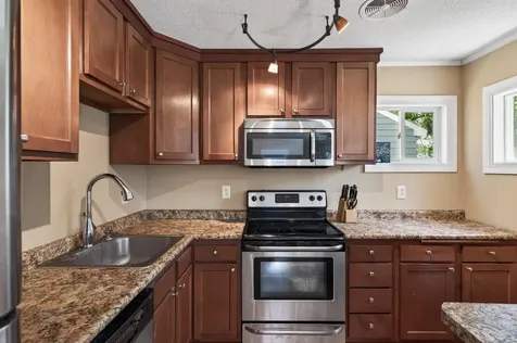 419 7th Avenue W Shakopee MN 55379