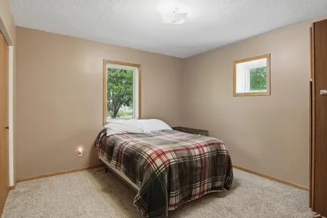 15381 670th Street Wabasha MN 55981
