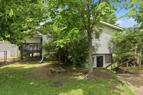15381 670th Street Wabasha MN 55981