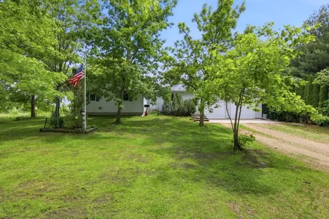 15381 670th Street Wabasha MN 55981