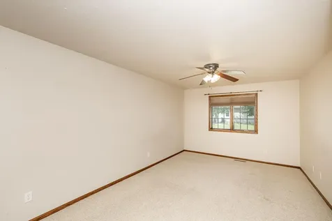 4688 44th Avenue S Fargo ND 58104