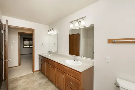 4688 44th Avenue S Fargo ND 58104