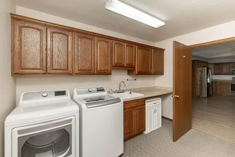 4688 44th Avenue S Fargo ND 58104