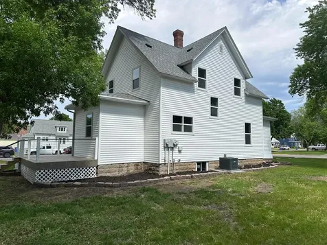 314 Poplar Avenue N Canby MN 56220