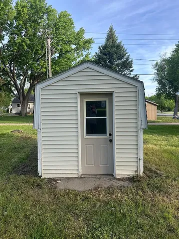 314 Poplar Avenue N Canby MN 56220